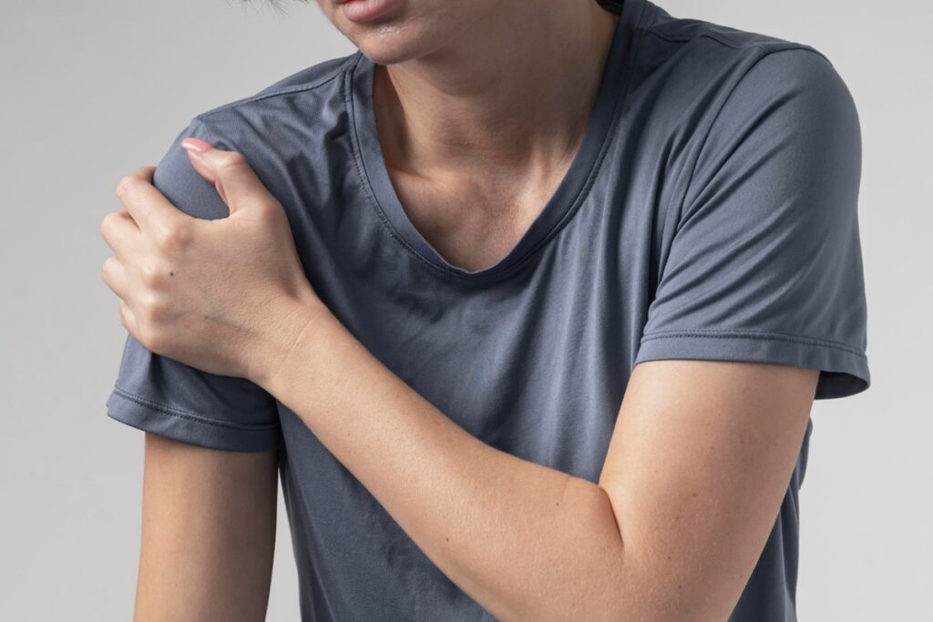 Rotator Cuff Tendinitis vs. Tear